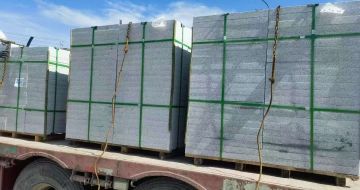 通化 芝麻白花岗岩地铺石装车日常