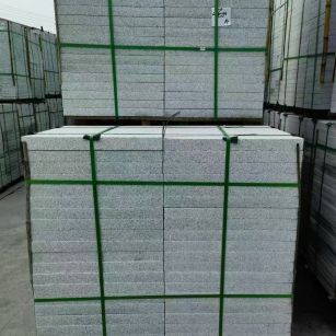 通化 芝麻白火烧，园林广场市政工程地铺石，1.8~5.0厚均有现货