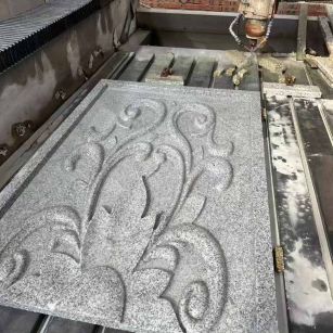 通化 白麻别墅干挂雕花板