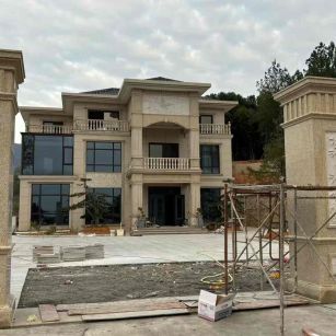 通化 黄金麻花岗岩别墅雕花外墙干挂配上门口雕花罗马柱