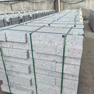 通化 白麻花岗岩路沿石，弧形路沿石，道牙石，马路牙子，界石，路缘石，平沿石，直岩石，平缘石等