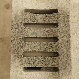 通化 芝麻白拉丝面花岗岩U型开槽排水槽