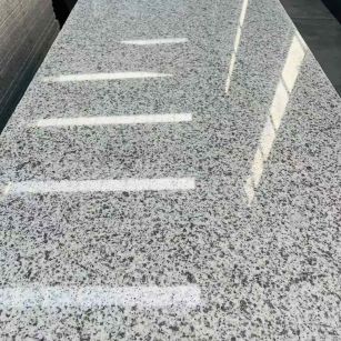 通化 白麻花岗岩光面毛板