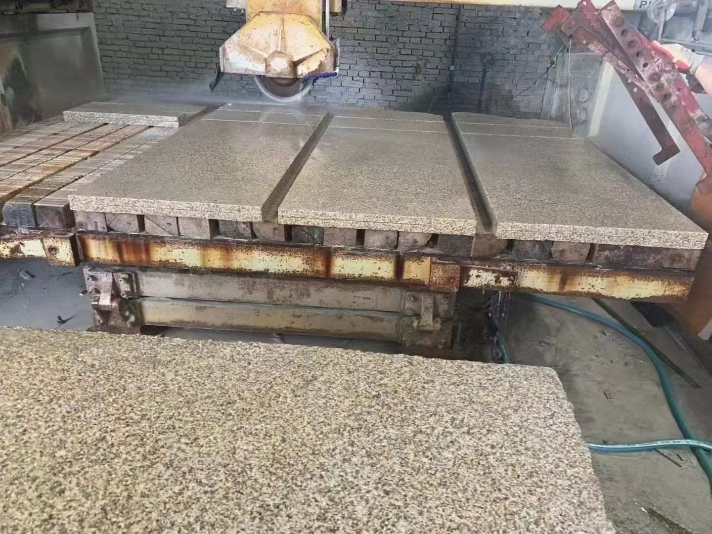 通化 黄金麻荔枝面成品板加工