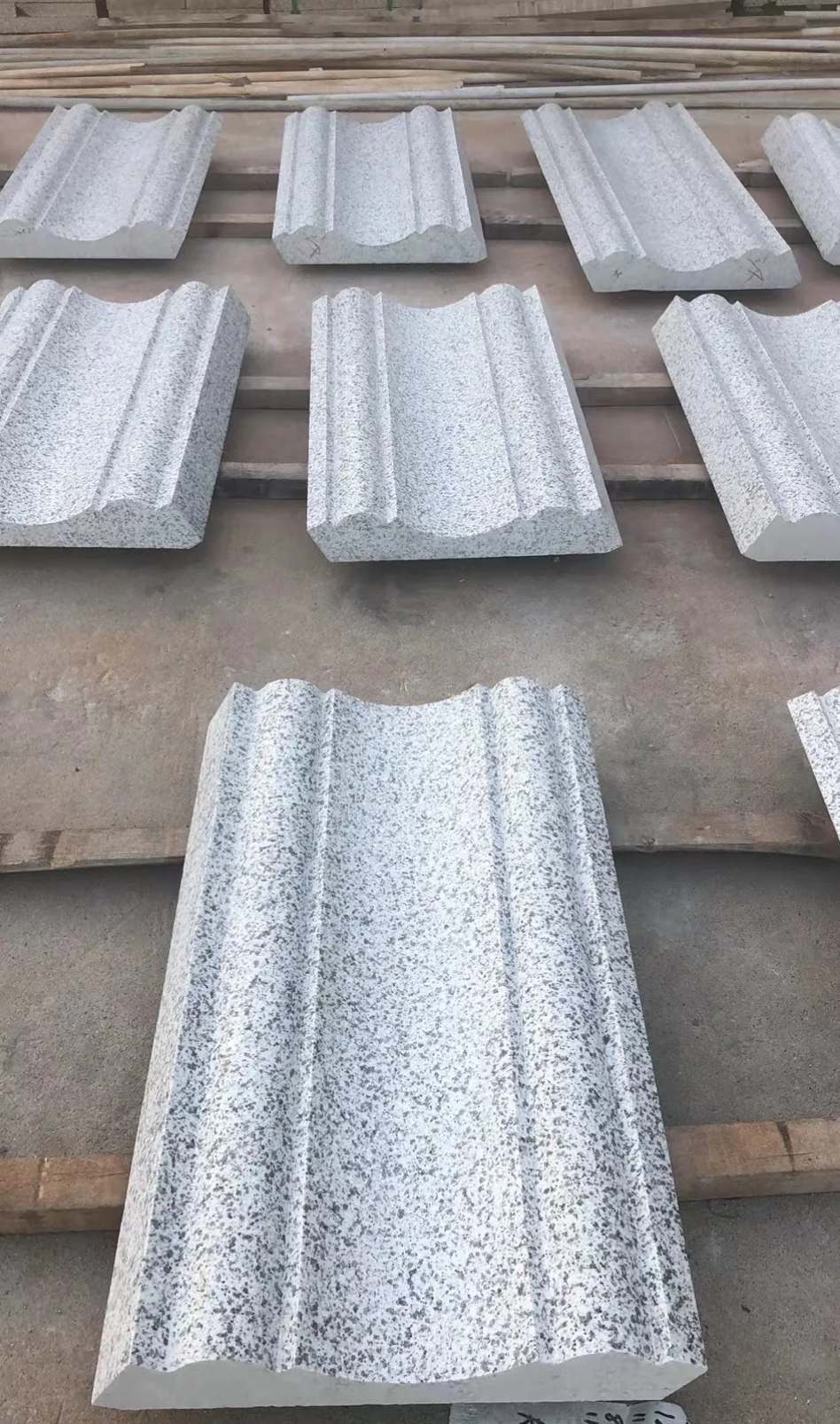 通化 白麻花岗岩光面别墅线条