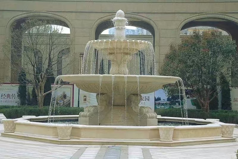 通化 黄金麻花岗岩异型加工——户外庭院石雕流水喷泉