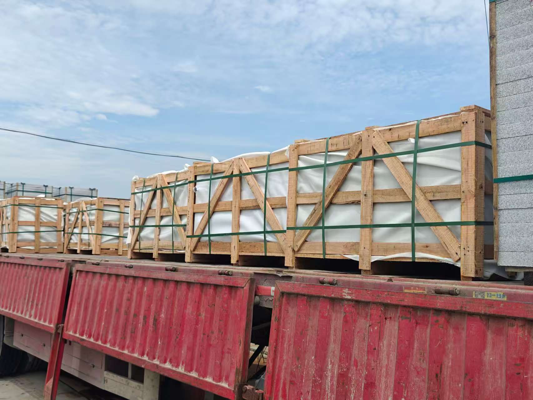 通化 芝麻白花岗岩地铺石出口专车-泰国游